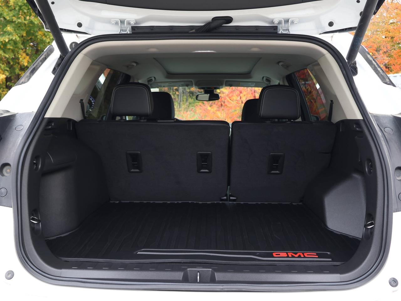 2023 GMC Terrain Denali Photo