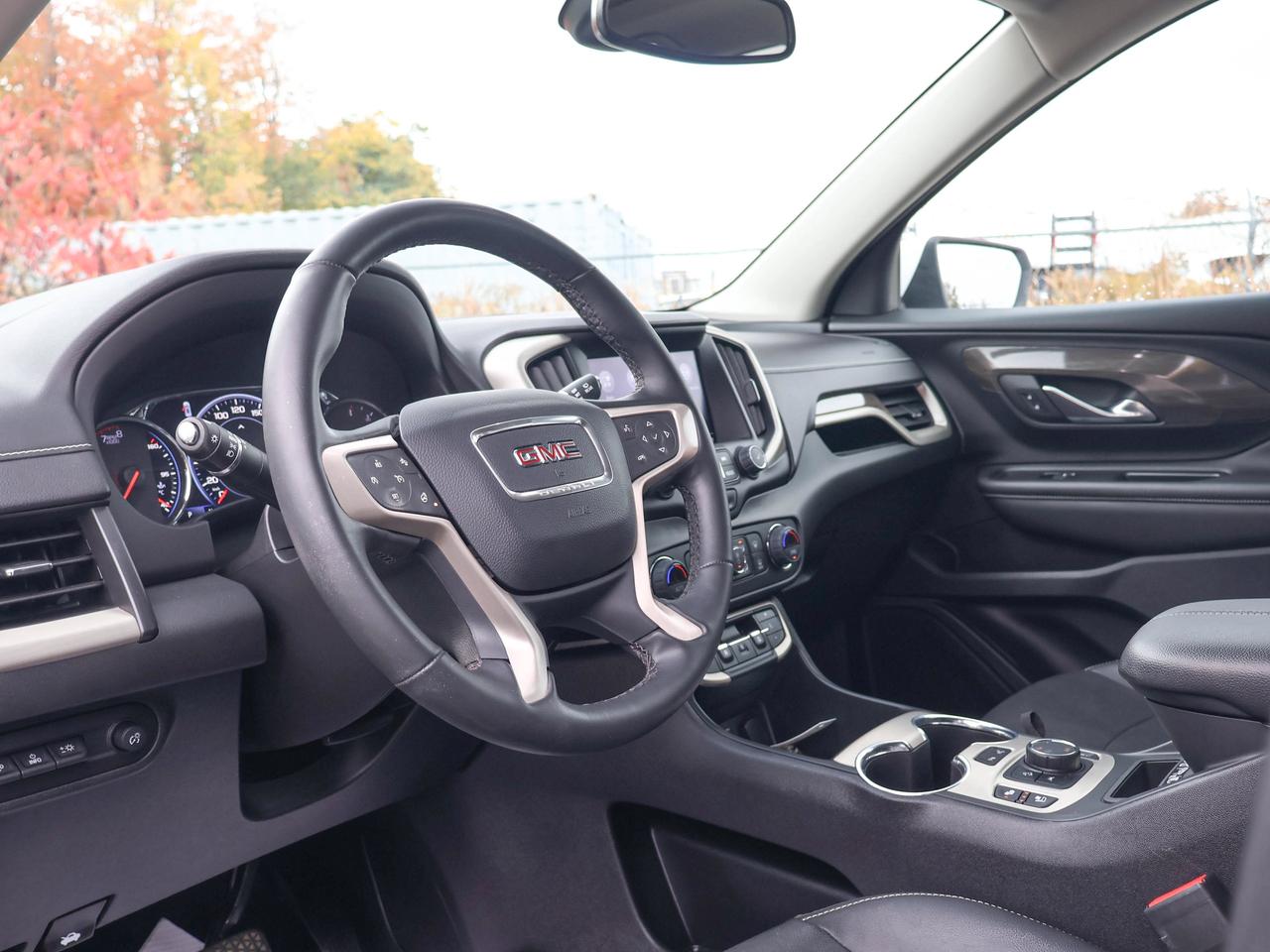2023 GMC Terrain Denali Photo