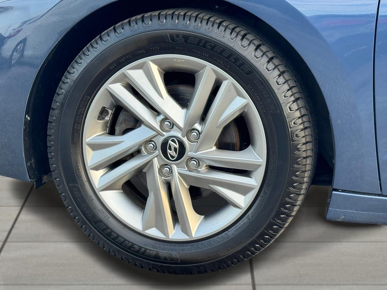 2019 Hyundai Elantra Preferred w/Sun & Safety Package Photo