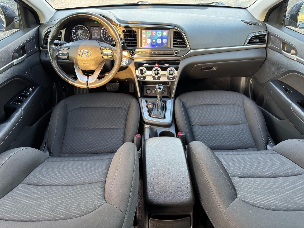 2019 Hyundai Elantra Preferred w/Sun & Safety Package Photo5