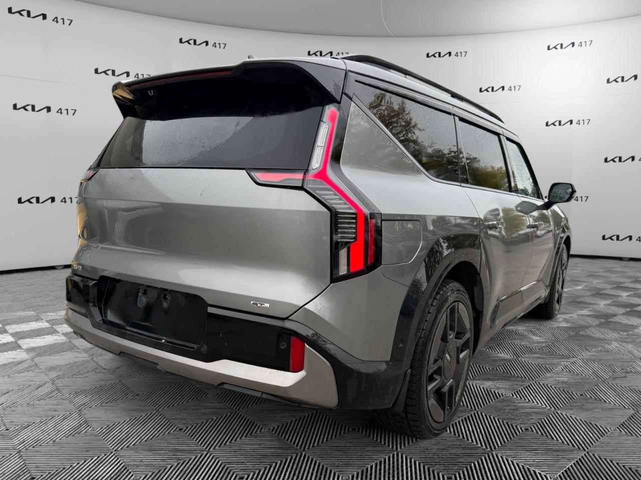 2024 Kia EV9 Land w/GT-Line Package AWD Photo4