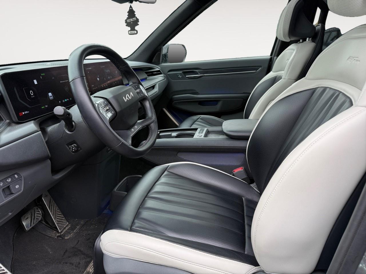 2024 Kia EV9 Land w/GT-Line Package AWD Photo