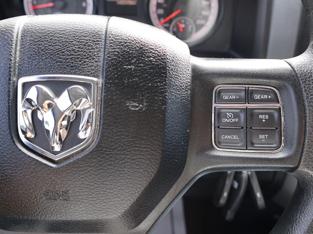2018 RAM 1500 TRAEDSMAN *ACCIDENT FREE*1 OWNER* 4WD CAMERA BLUETOOTH CRUISE ALLOYS Photo