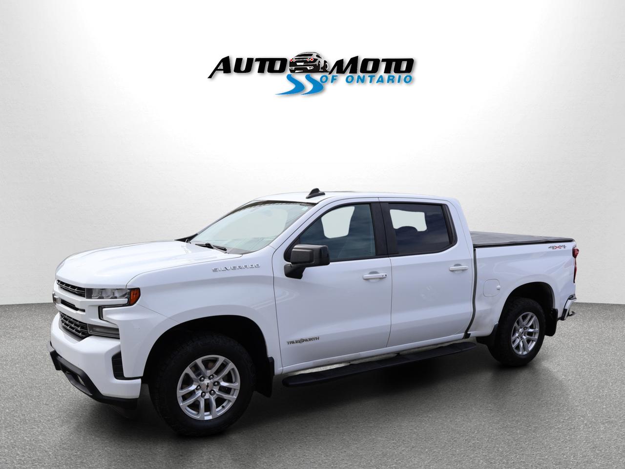 2019 Chevrolet Silverado 1500 V8 RST CREW CAB 4WD *ACCIDENT FREE*SERVICE RECORDS* CAMERA BLUETOOTH HEATED SEATS CRUISE ALLOYS Photo