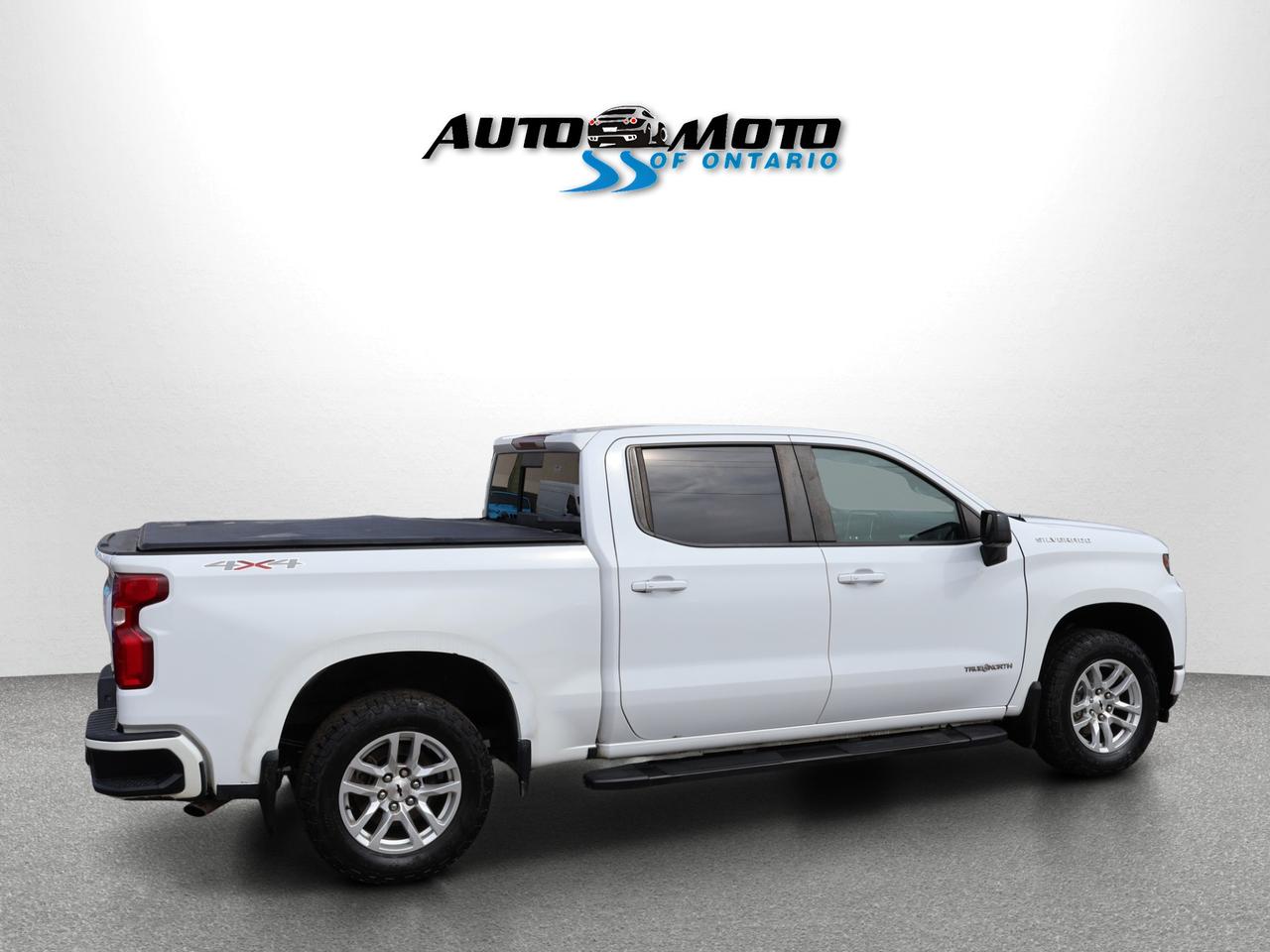 2019 Chevrolet Silverado 1500 V8 RST CREW CAB 4WD *ACCIDENT FREE*SERVICE RECORDS* CAMERA BLUETOOTH HEATED SEATS CRUISE ALLOYS Photo