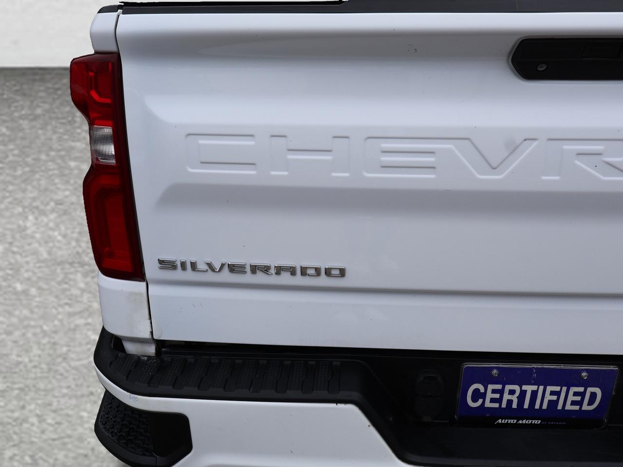 2019 Chevrolet Silverado 1500 V8 RST CREW CAB 4WD *ACCIDENT FREE*SERVICE RECORDS* CAMERA BLUETOOTH HEATED SEATS CRUISE ALLOYS Photo