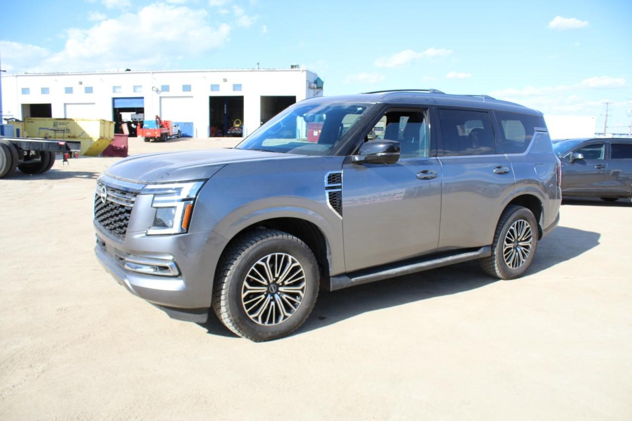 2025 Nissan Armada Platinum 4X4 w/H&C Leather, pano S/R, NAV, BUC - Photo #1