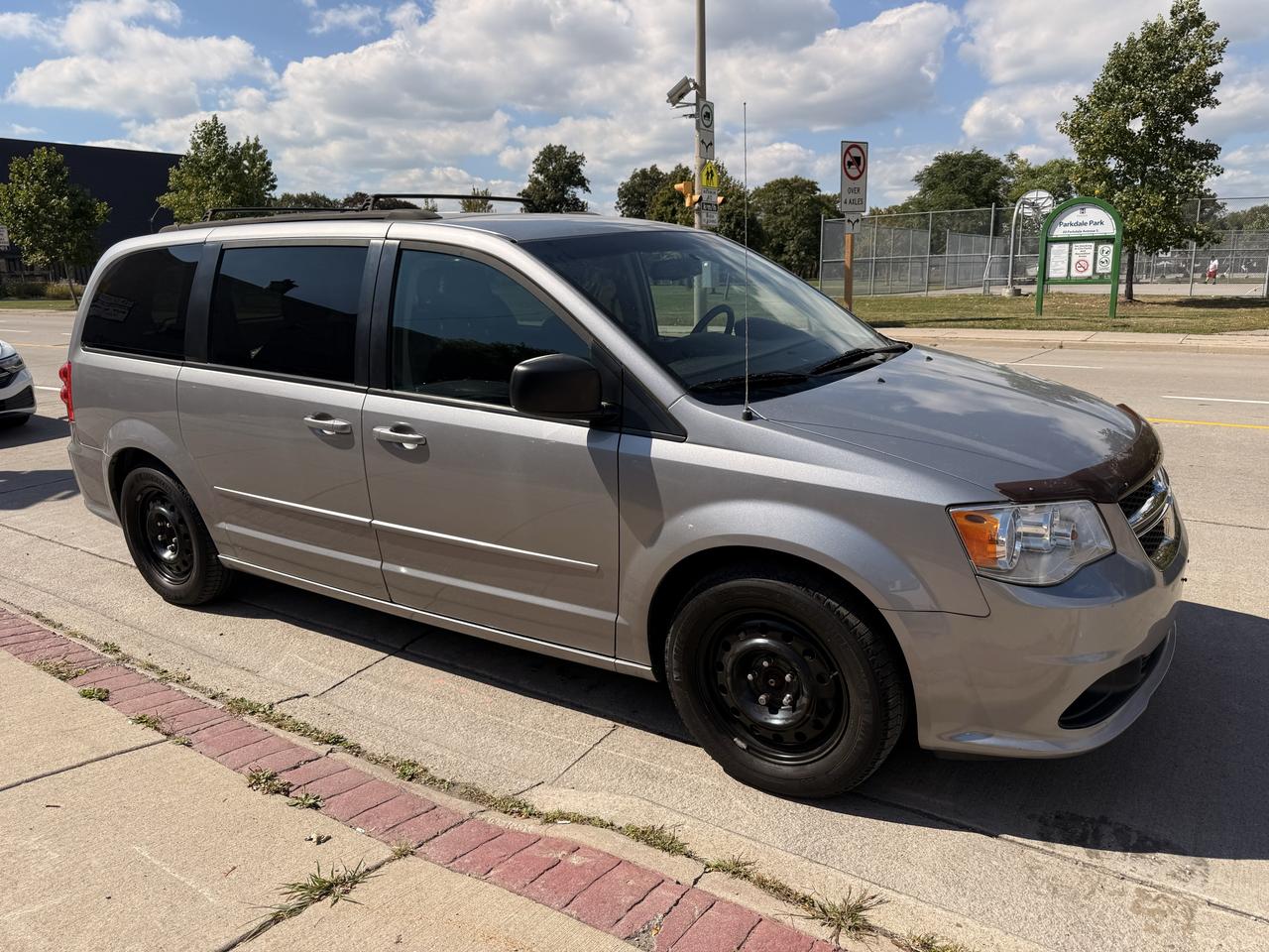 2017 Dodge Grand Caravan 4dr Wgn SXT Photo