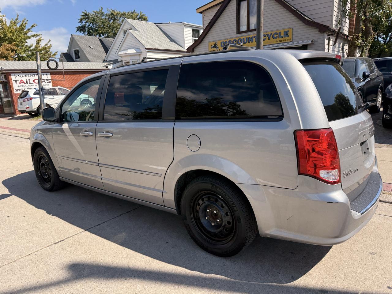 2017 Dodge Grand Caravan 4dr Wgn SXT Photo