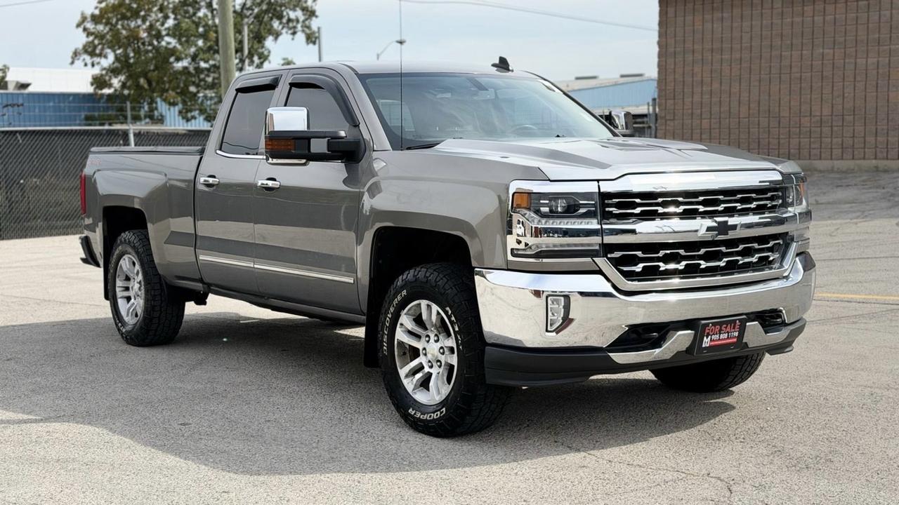 2017 Chevrolet Silverado 1500 4WD Double Cab 143.5" LTZ w/1LZ Photo2