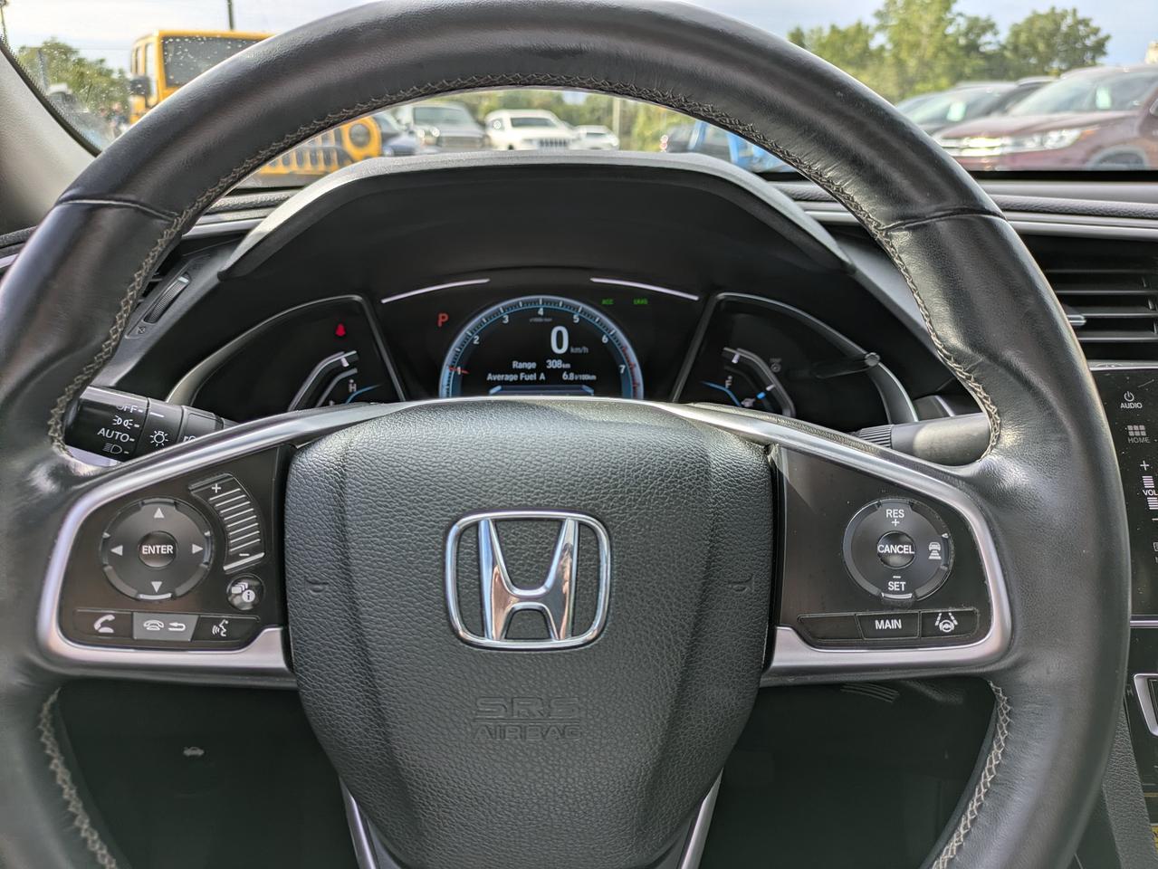 2017 Honda Civic 4dr CVT Touring Photo