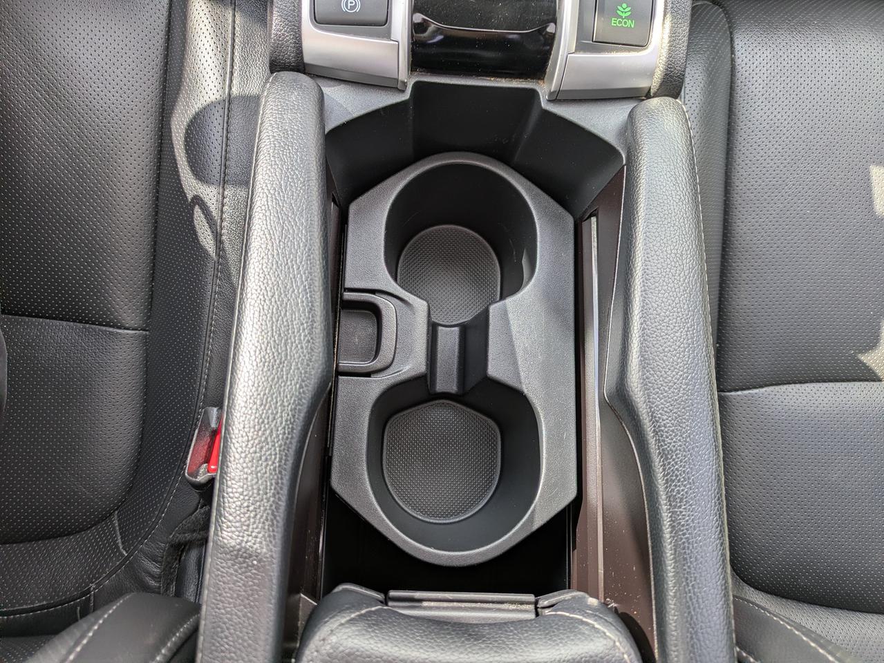2017 Honda Civic 4dr CVT Touring Photo