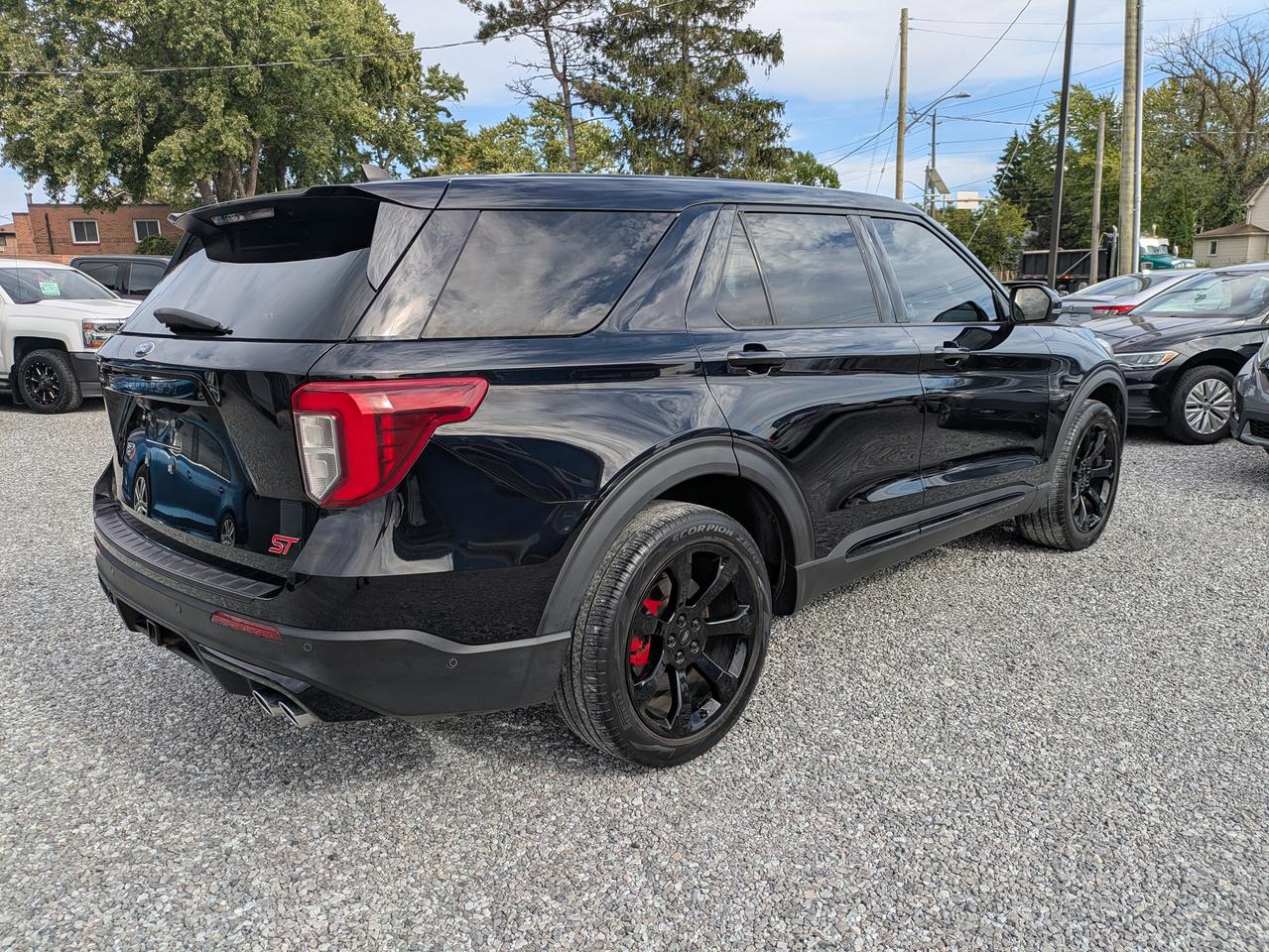 2021 Ford Explorer ST 4WD Photo4