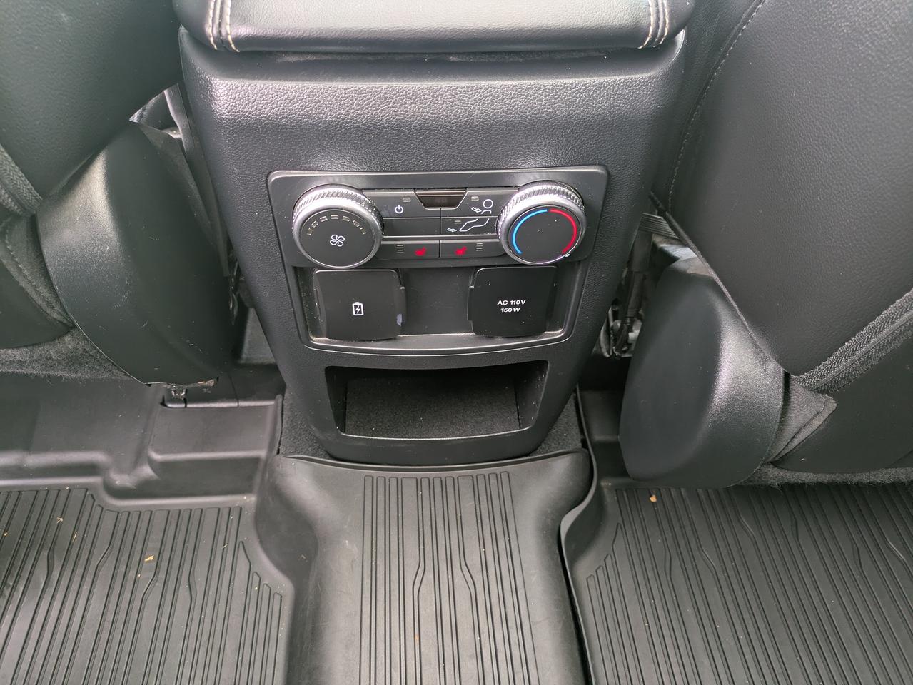 2021 Ford Explorer ST 4WD Photo