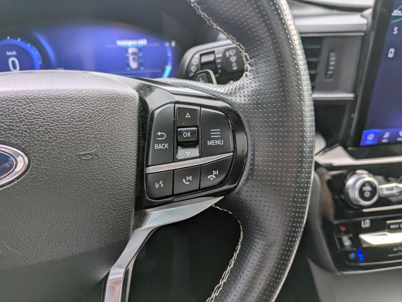 2021 Ford Explorer ST 4WD Photo