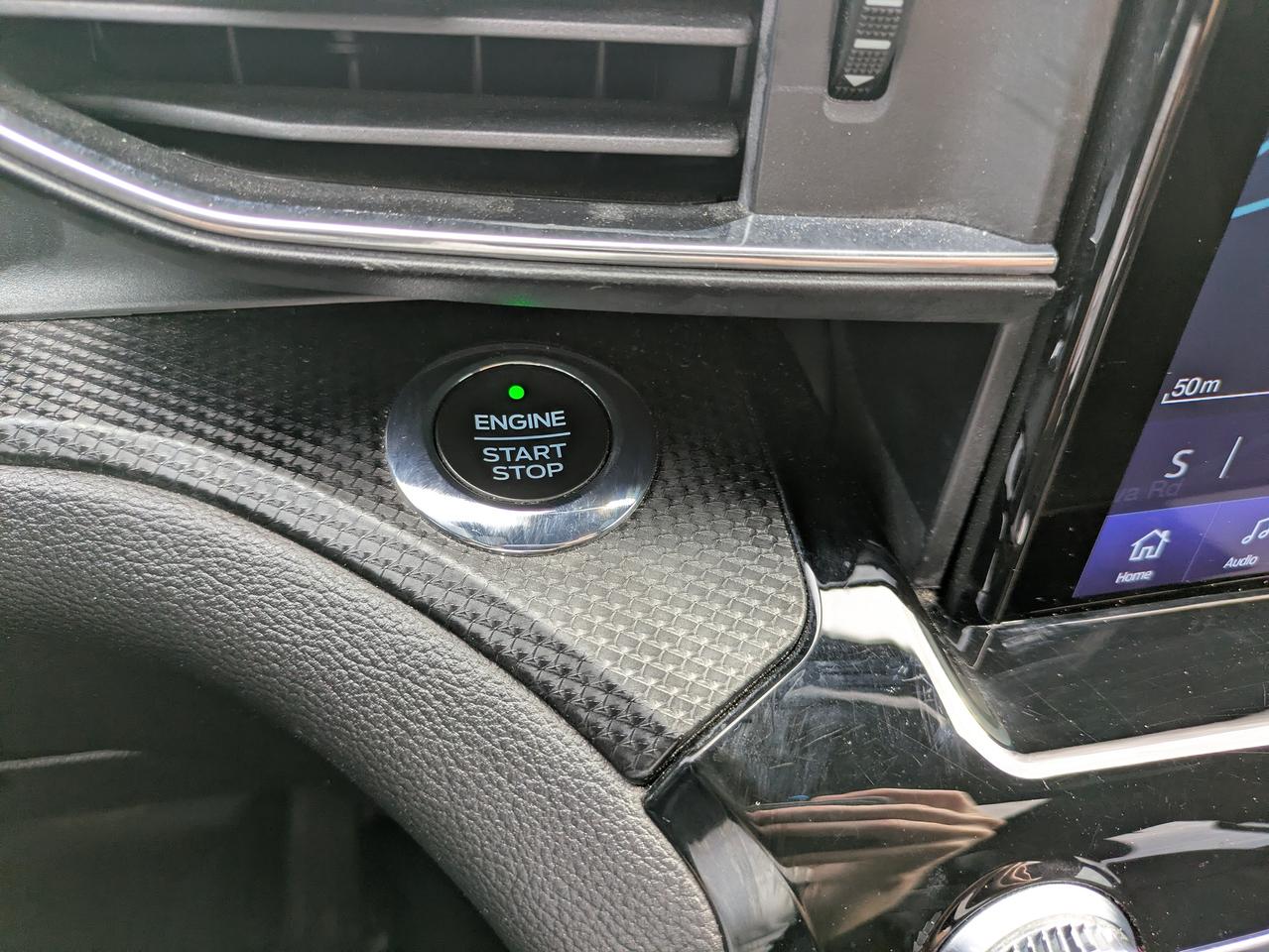 2021 Ford Explorer ST 4WD Photo