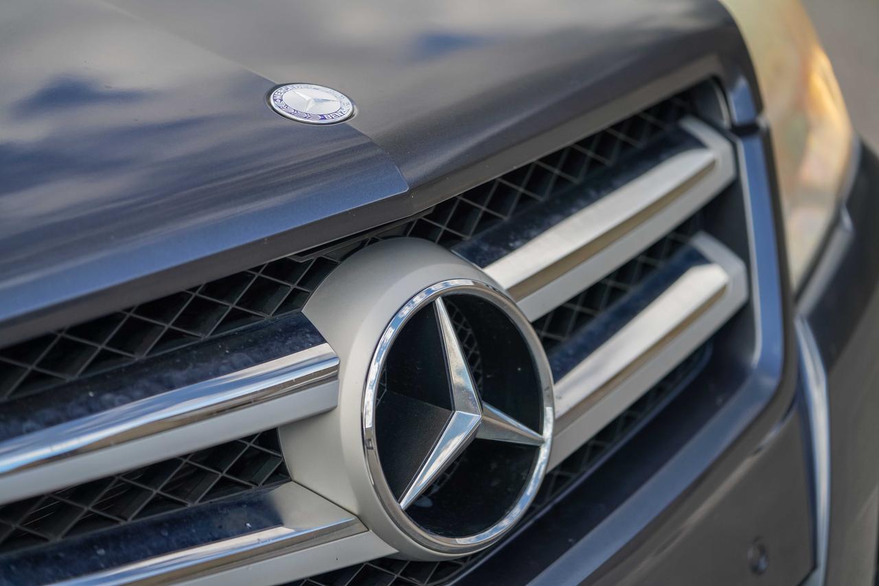 2010 Mercedes-Benz GLK-Class 350 4MATIC Photo