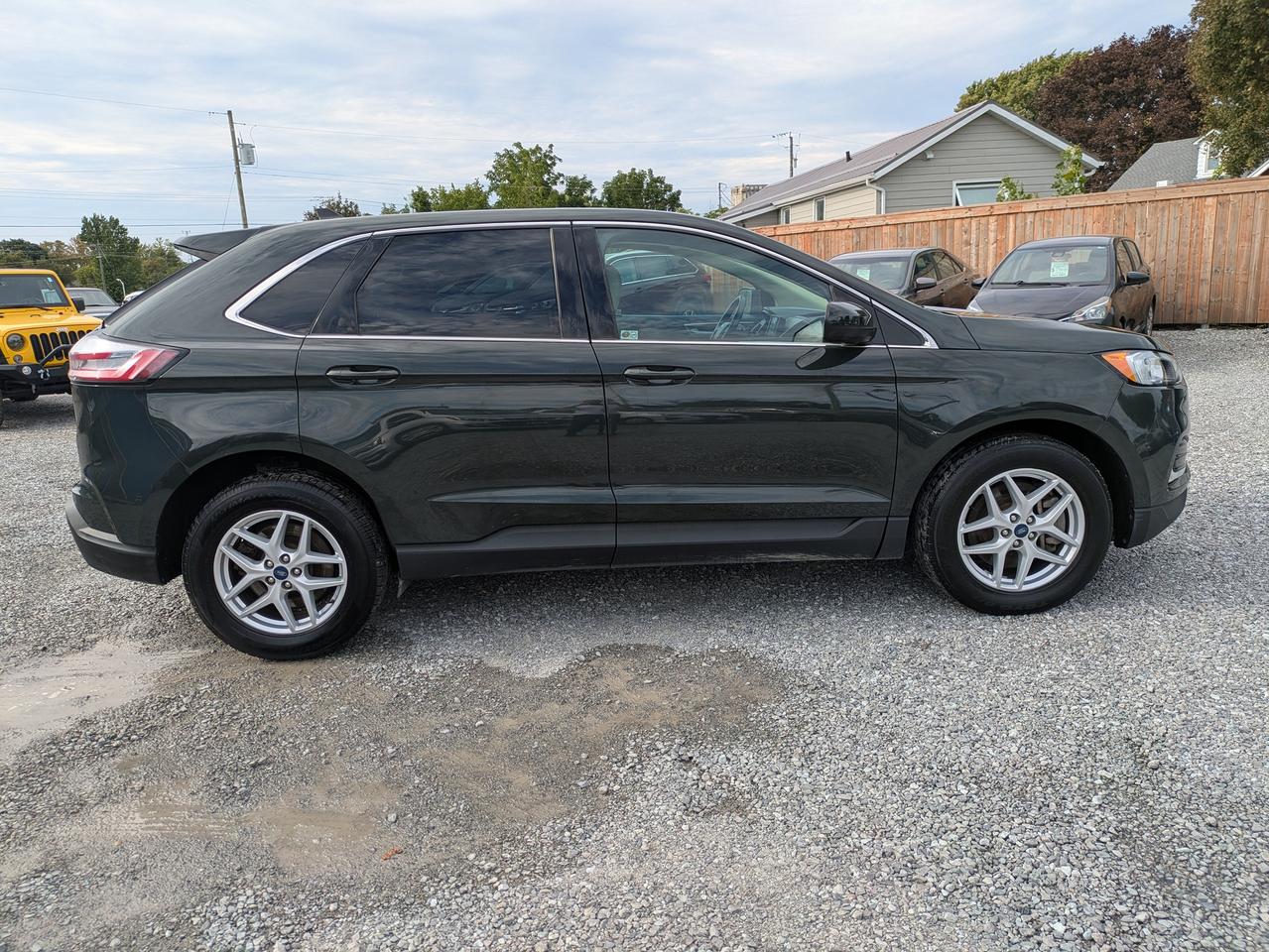 2022 Ford Edge SEL AWD Photo