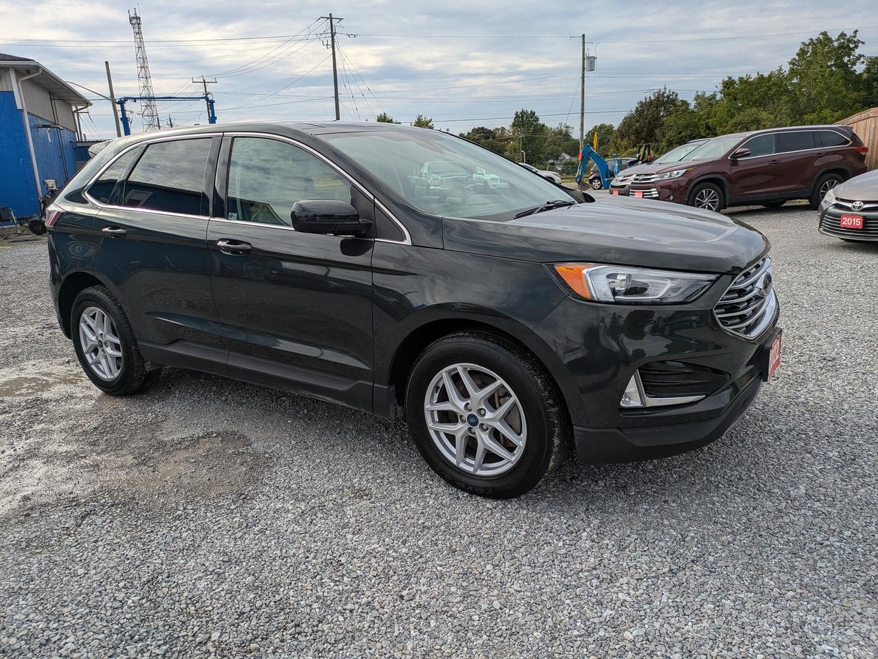 2022 Ford Edge SEL AWD Photo