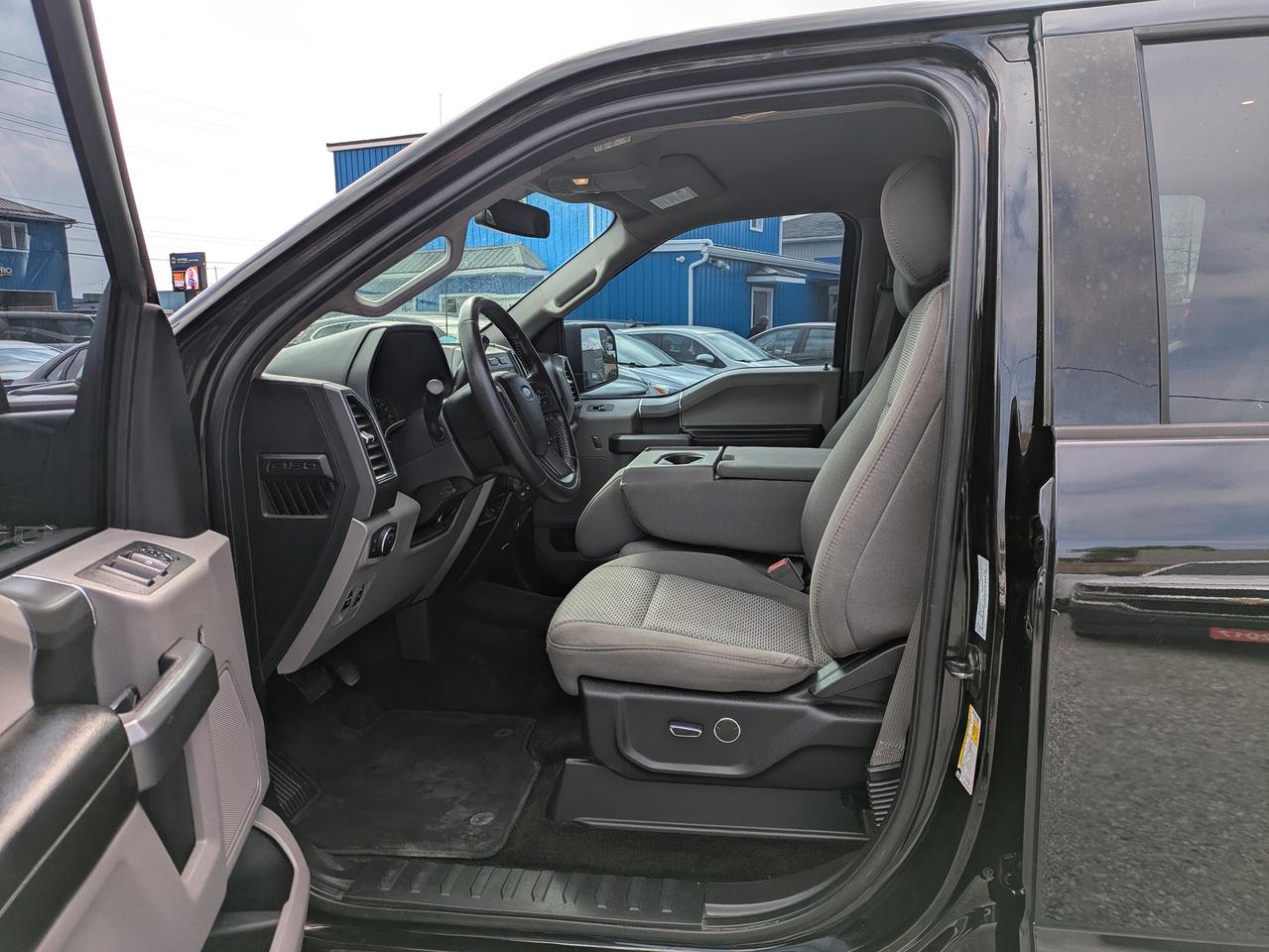 2018 Ford F-150 XLT 4WD SuperCrew 5.5' Box Photo
