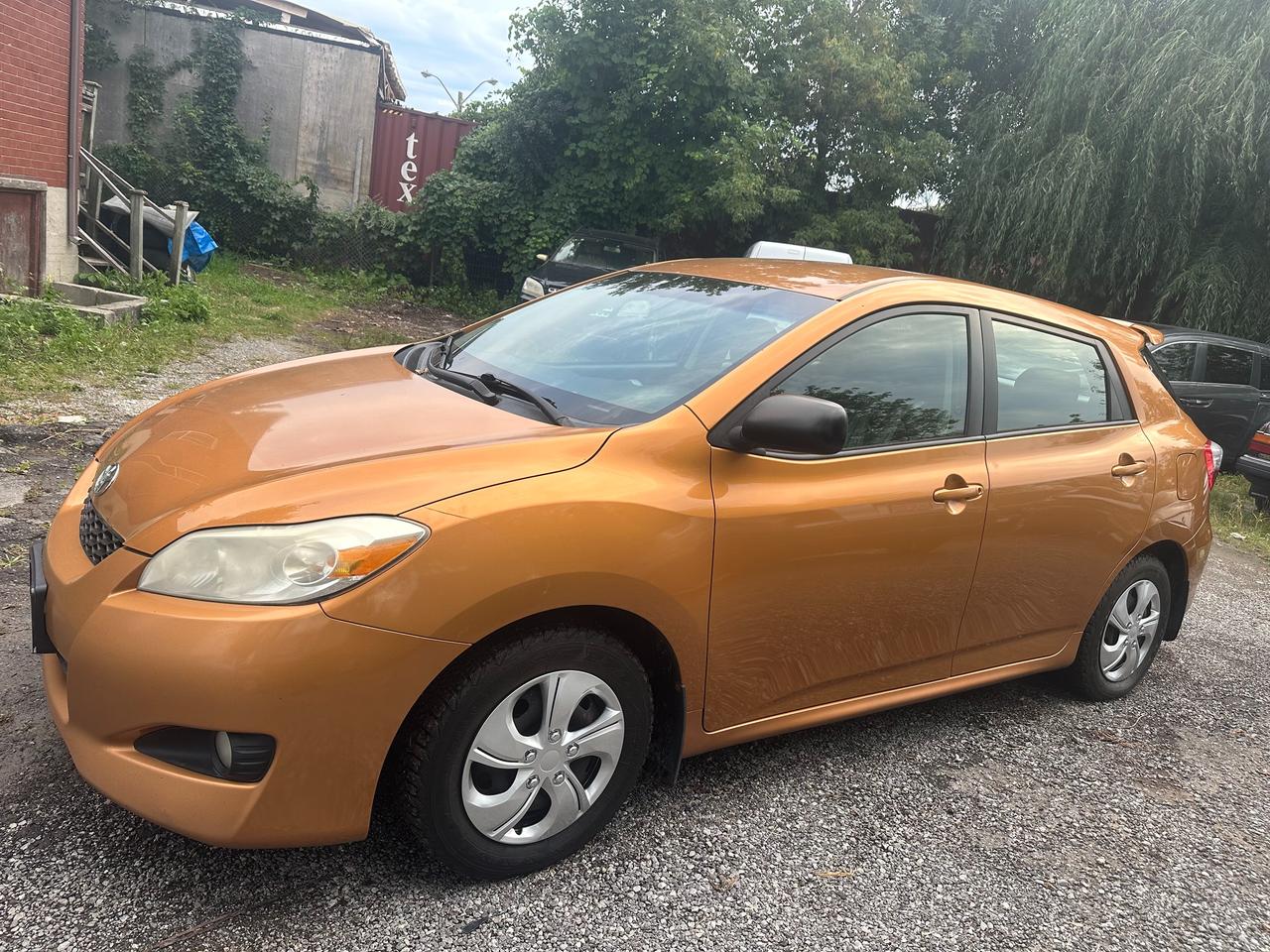 2010 Toyota Matrix  Photo5