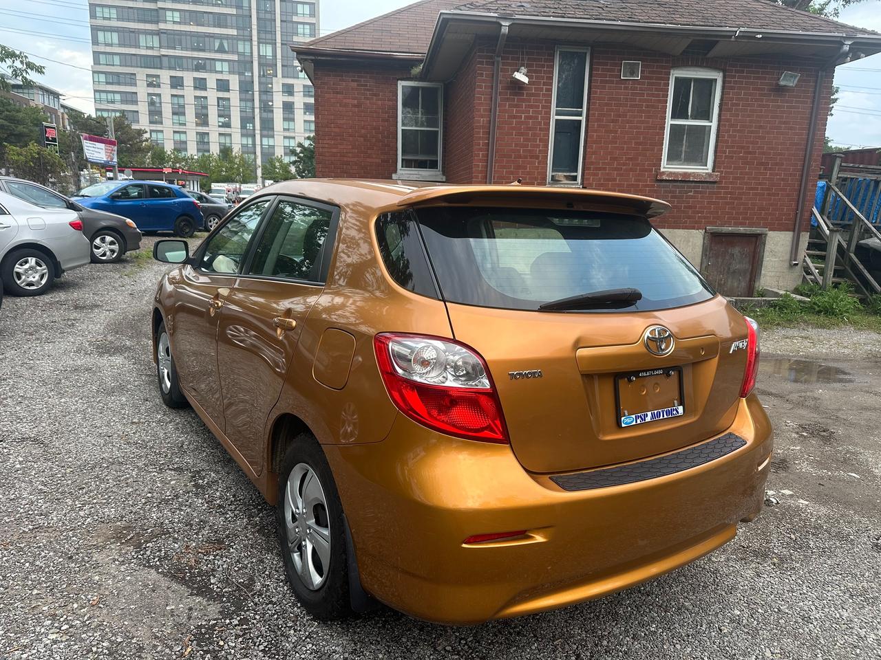2010 Toyota Matrix  Photo