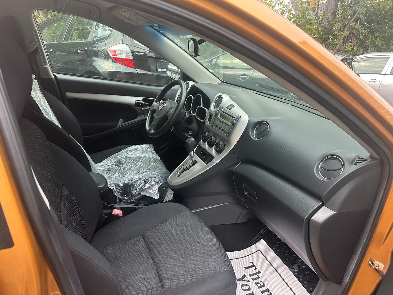 2010 Toyota Matrix  Photo