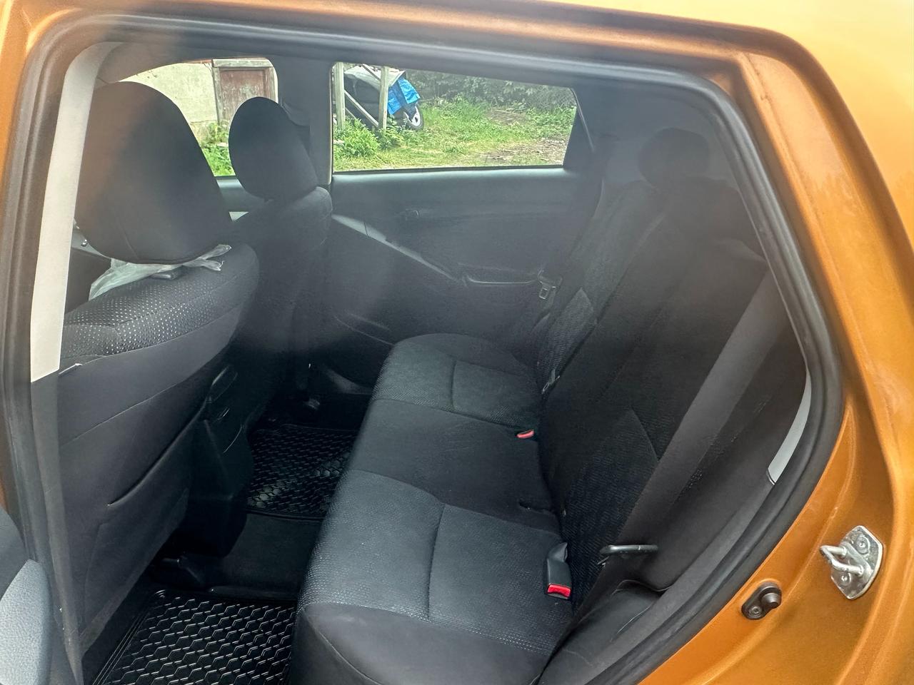2010 Toyota Matrix  Photo