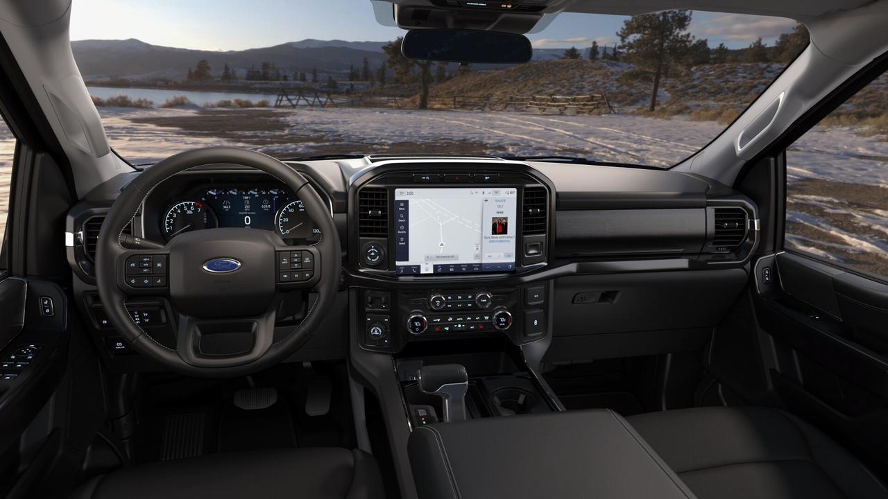 2023 Ford F-150 XLT 4WD SuperCrew 5.5' Box Photo