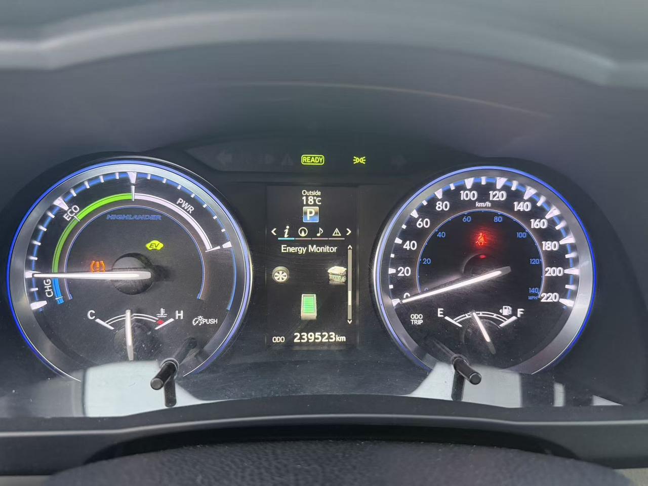 2015 Toyota Highlander Hybrid 4WD 4dr XLE Photo