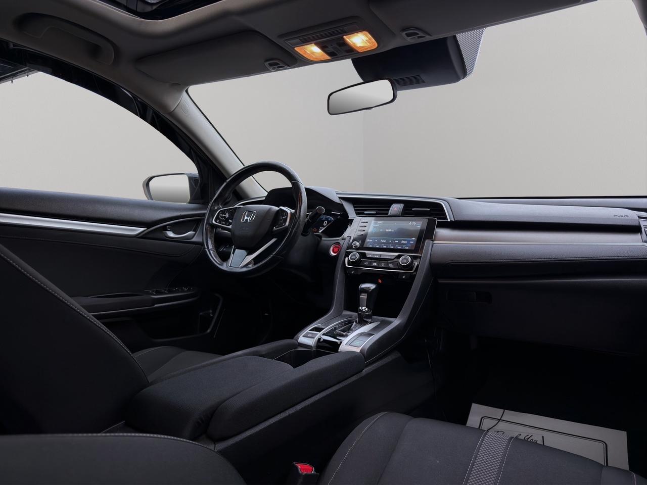 2019 Honda Civic 2.0L 4-Cylinder / Power Sunroof / LaneWatch™ / Heated Front Seats / Remote Engine Start Photo
