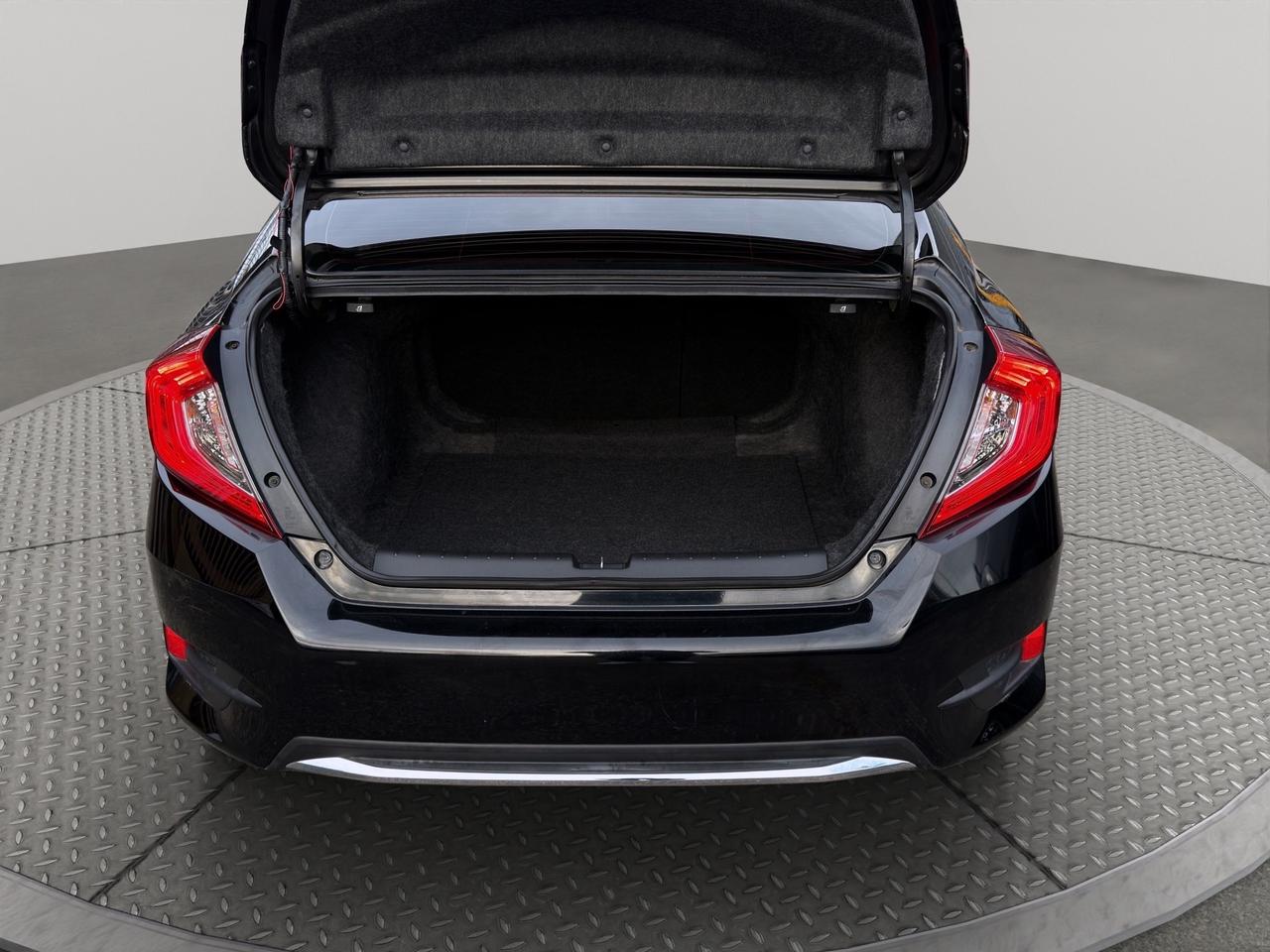 2019 Honda Civic 2.0L 4-Cylinder / Power Sunroof / LaneWatch™ / Heated Front Seats / Remote Engine Start Photo