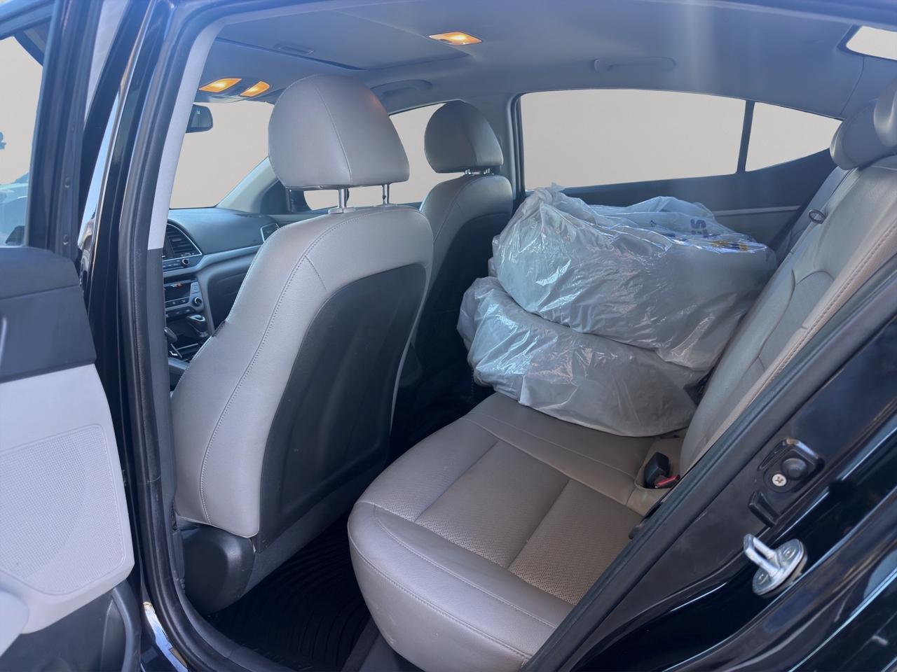 2018 Hyundai Elantra Limited Auto Photo