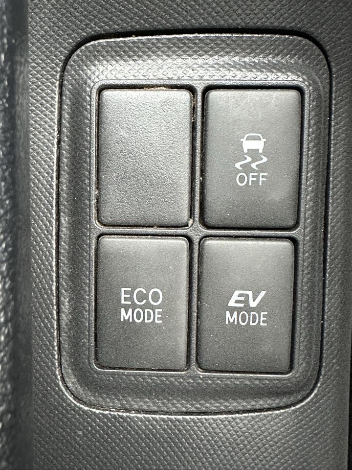 2016 Toyota Prius c  Photo