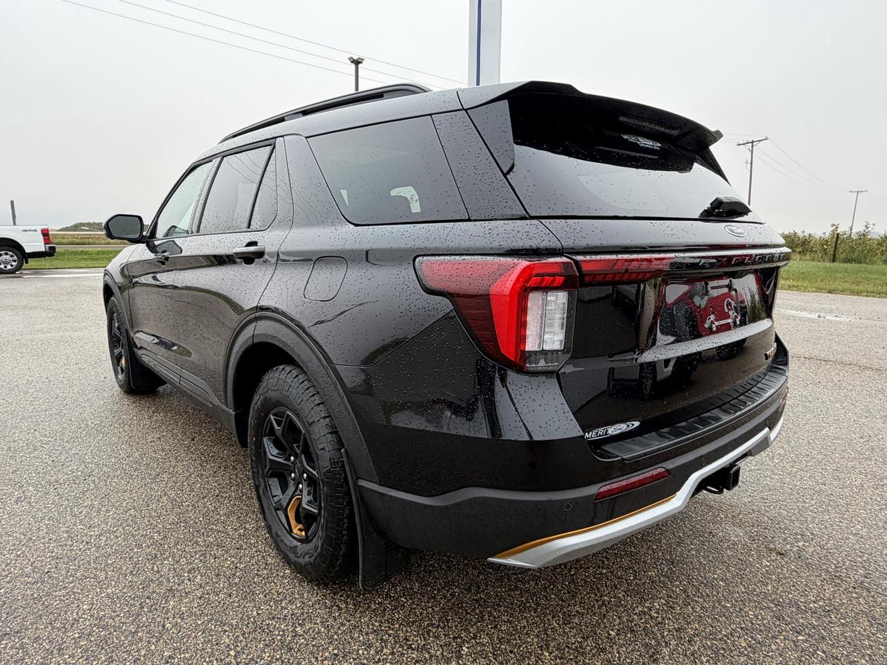 2026 Ford Explorer Tremor Employee Pricing on NOW!! Photo3