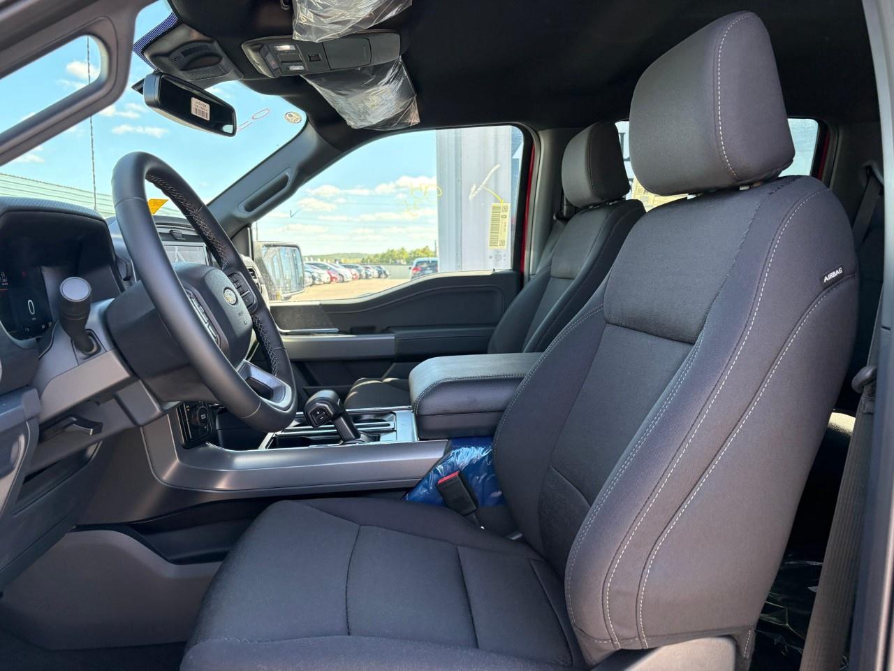 2026 Ford F-150 XLT 4WD SuperCrew 5.5' Box Photo