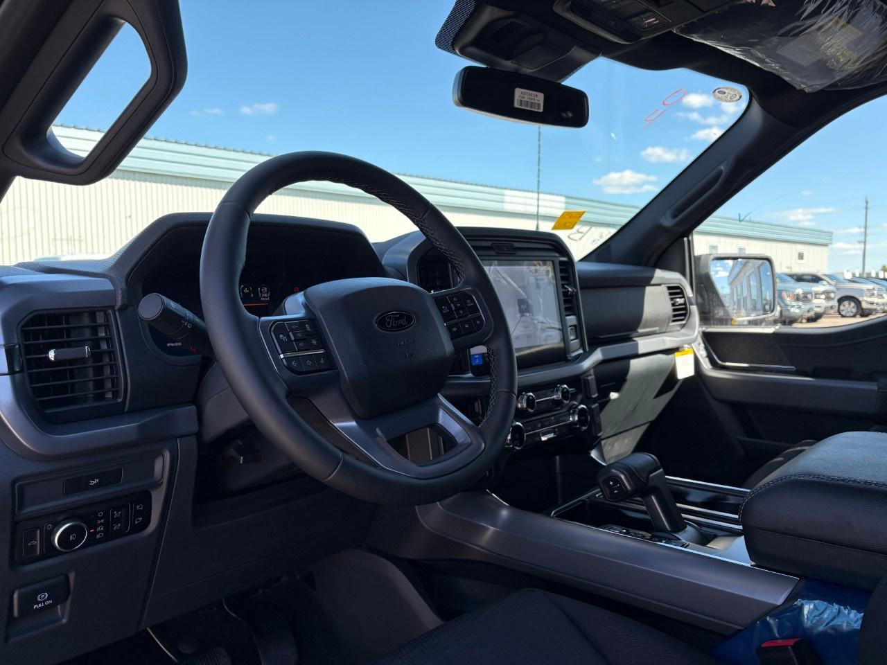 2026 Ford F-150 XLT 4WD SuperCrew 5.5' Box Photo