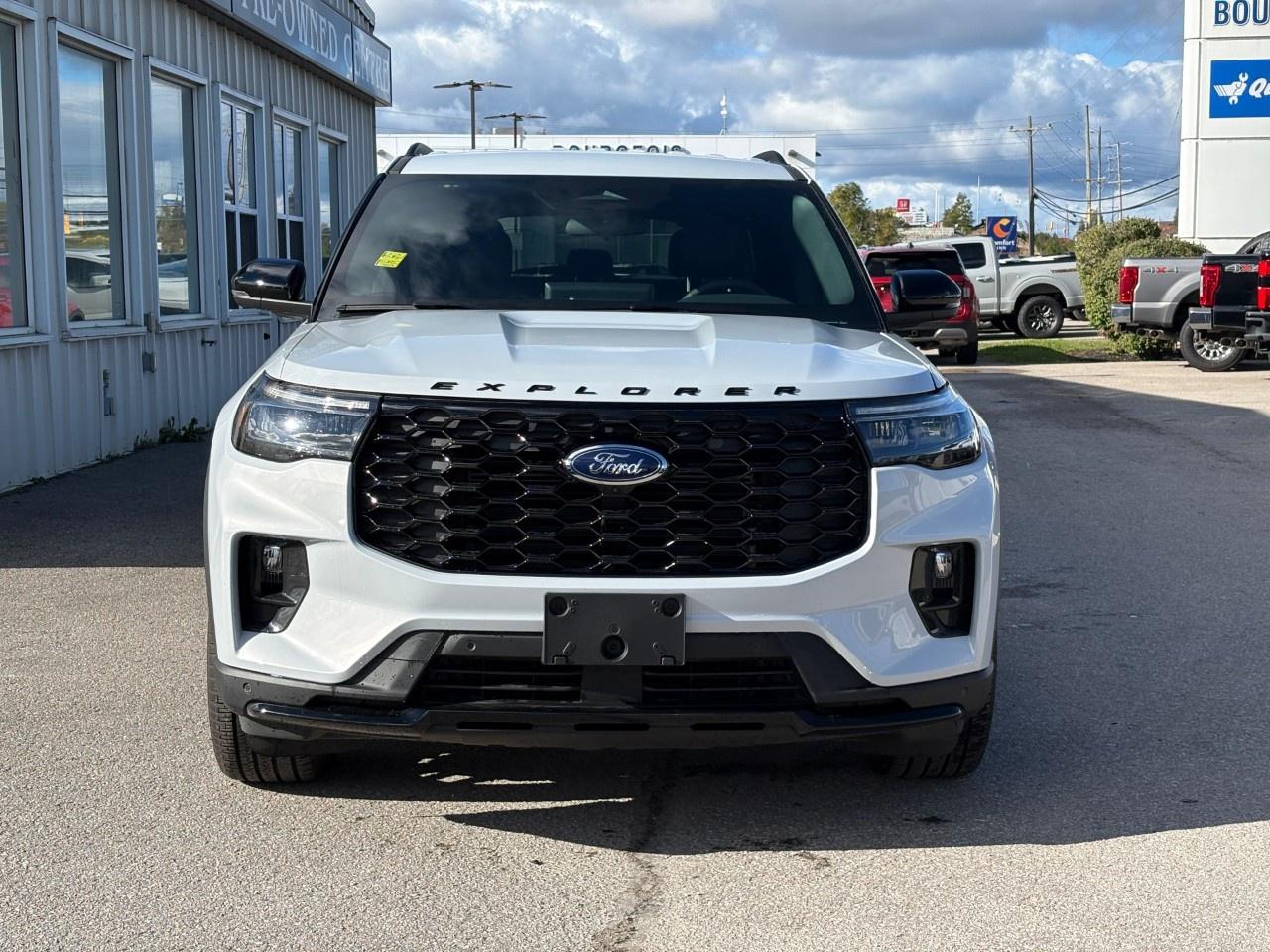 2026 Ford Explorer ST-Line 4WD Photo