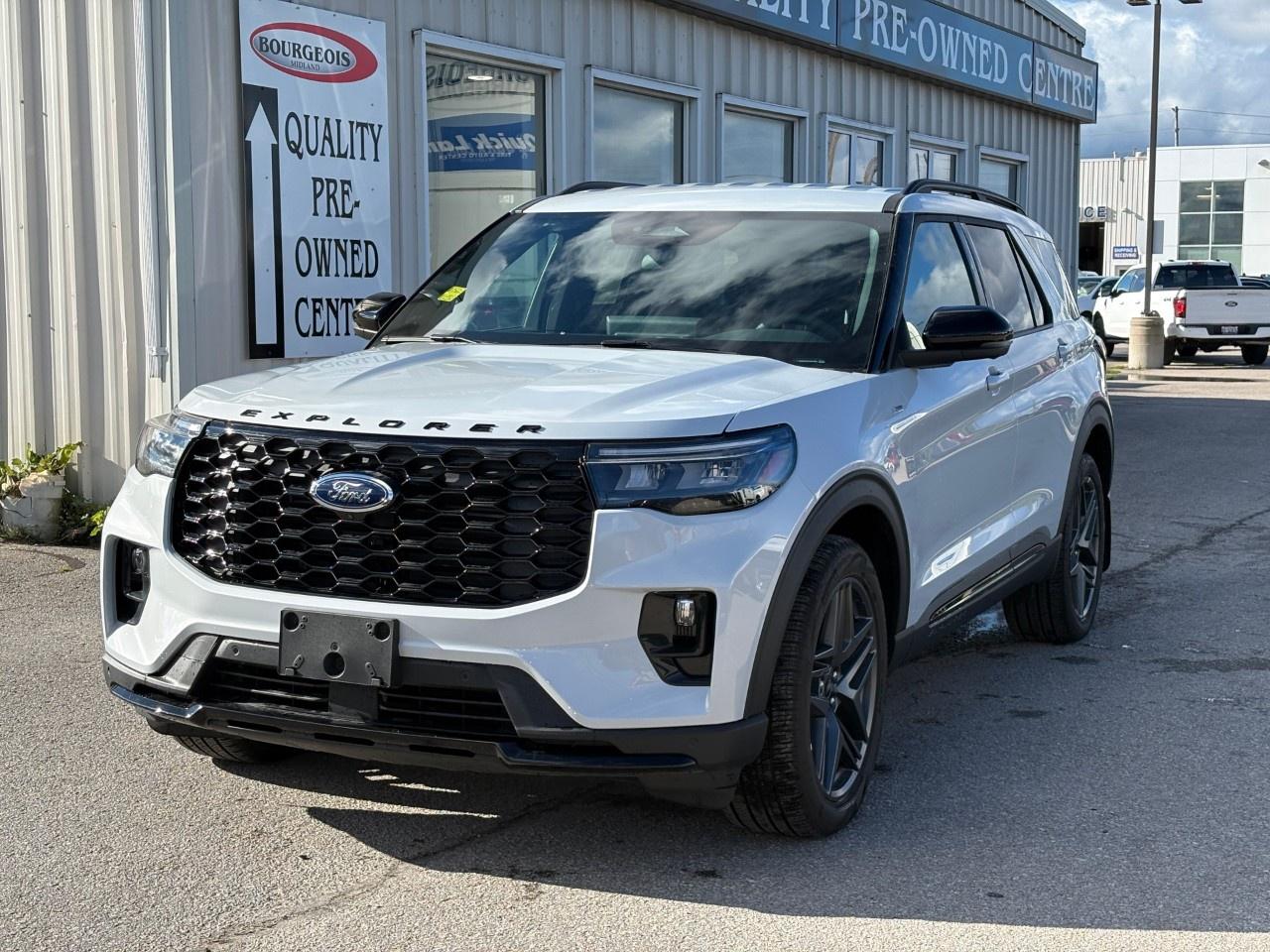 2026 Ford Explorer ST-Line 4WD Photo