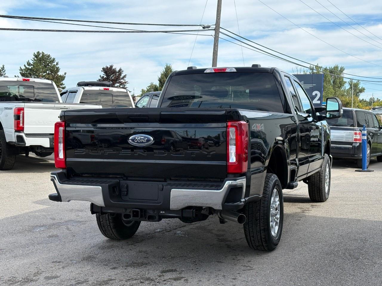 2026 Ford F-350 Super Duty SRW XLT 4WD Super Cab 6.75' Box Photo