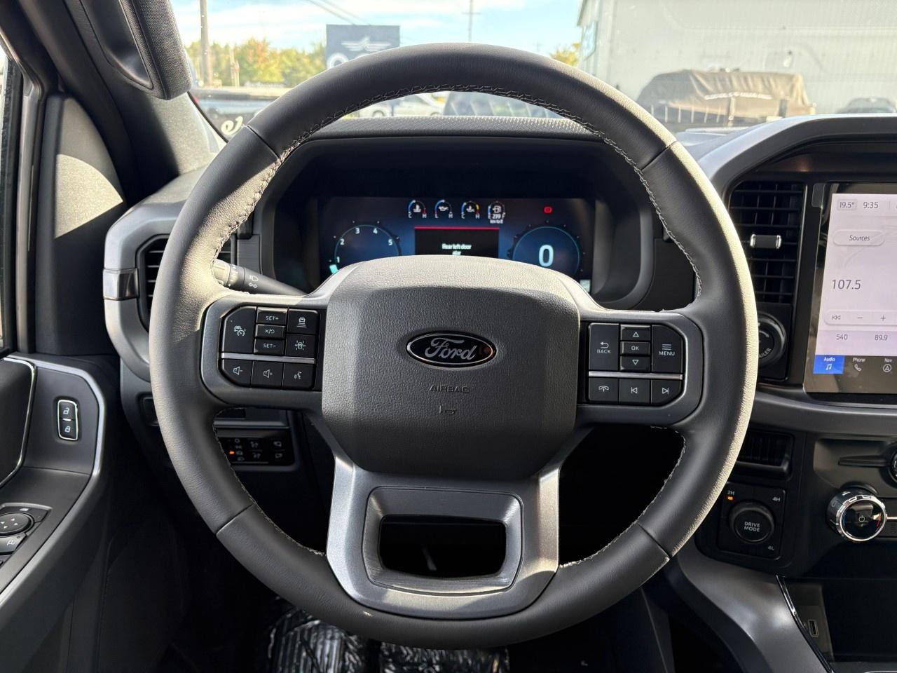 2026 Ford F-150 XLT 4WD SuperCrew 5.5' Box Photo