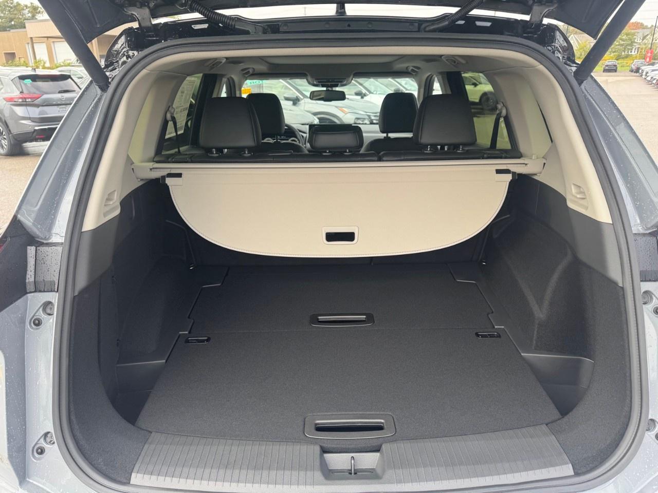 2026 Nissan Rogue AWD Platinum Photo