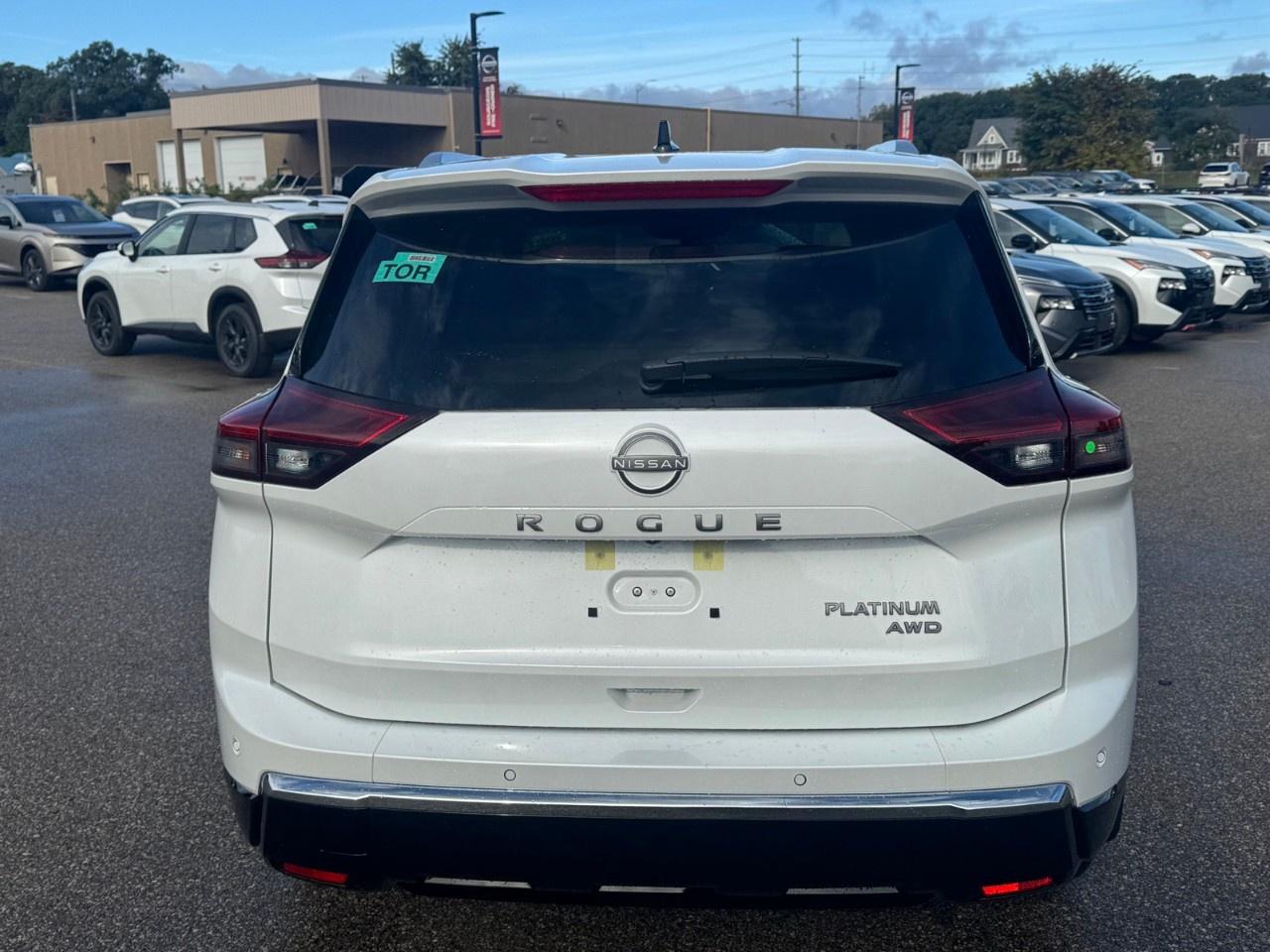 2026 Nissan Rogue AWD Platinum Photo