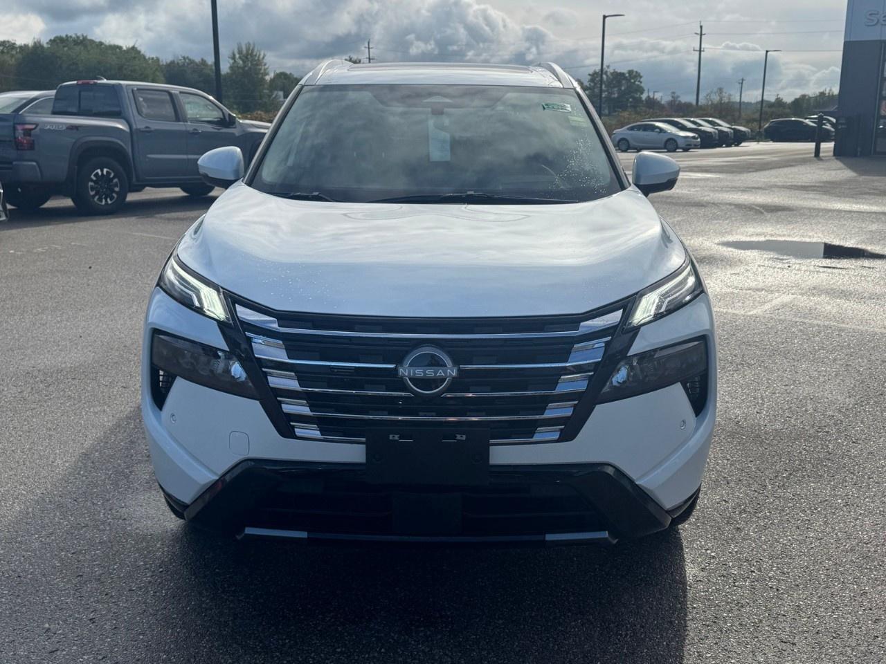 2026 Nissan Rogue AWD Platinum Photo