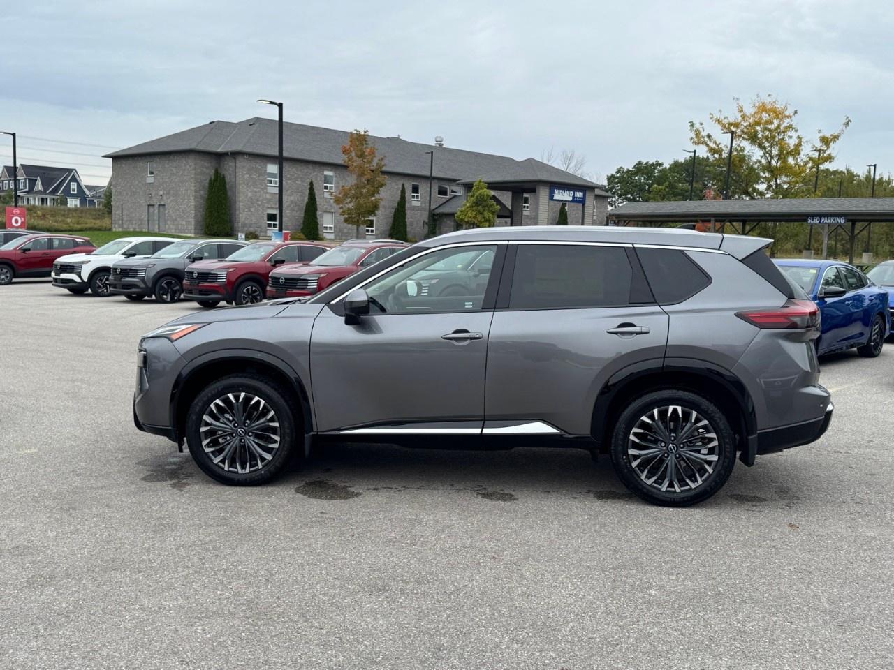 2026 Nissan Rogue AWD Platinum Photo
