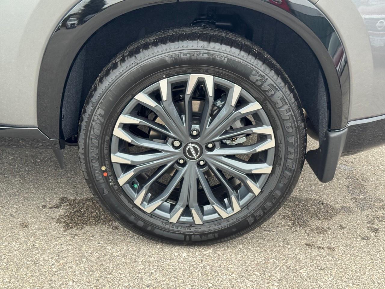 2026 Nissan Rogue AWD Platinum Photo