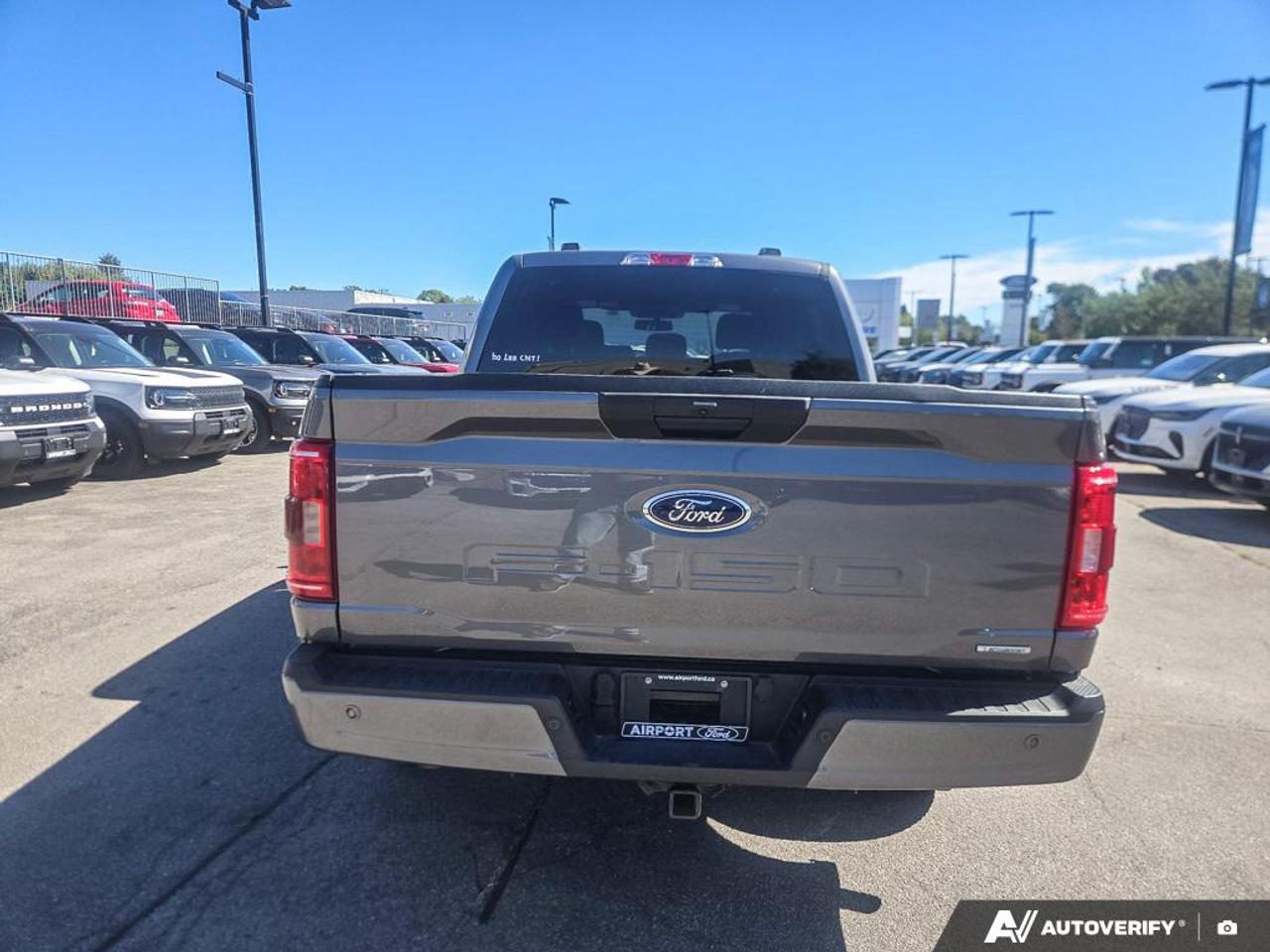 2023 Ford F-150 XLT LOW KM'S | 18 BLACK WHEELS | OFF LEASE! Photo