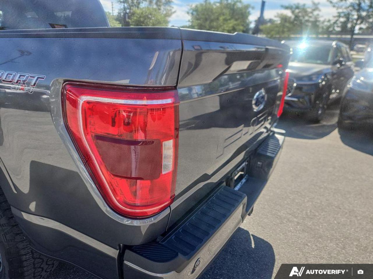 2023 Ford F-150 XLT LOW KM'S | 18 BLACK WHEELS | OFF LEASE! Photo