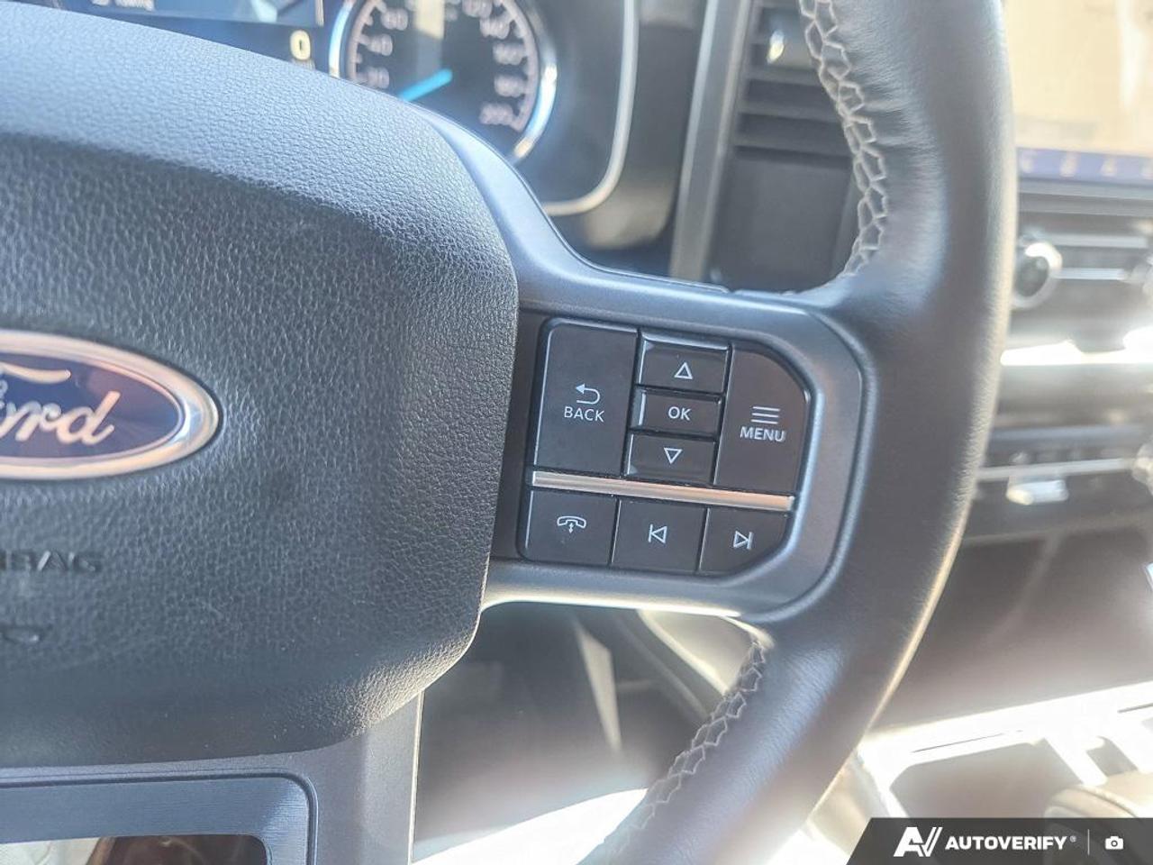 2023 Ford F-150 XLT LOW KM'S | 18 BLACK WHEELS | OFF LEASE! Photo