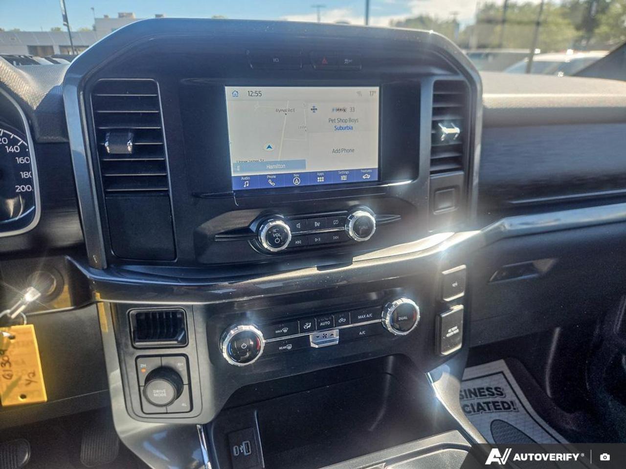 2023 Ford F-150 XLT LOW KM'S | 18 BLACK WHEELS | OFF LEASE! Photo